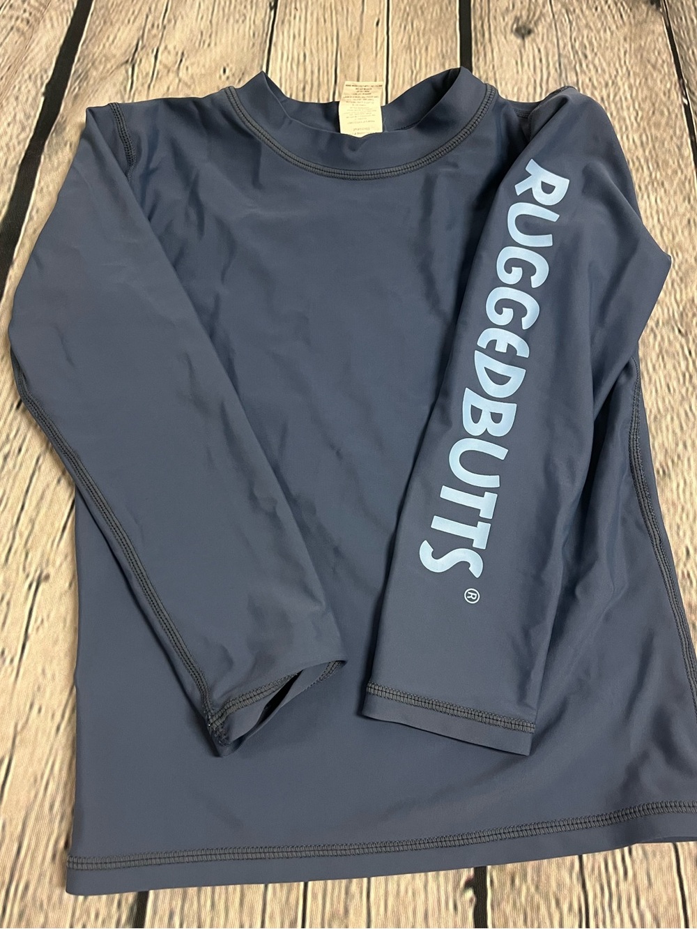 Rugged Butts long sleeve rash guard size 5
